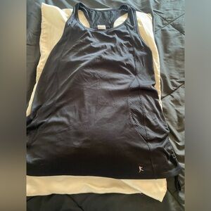 Women’s active workout tank
